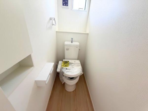 亀山市天神２丁目の新築一戸建