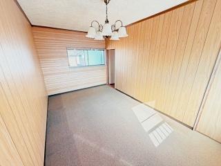 亀山市みどり町の中古一戸建て