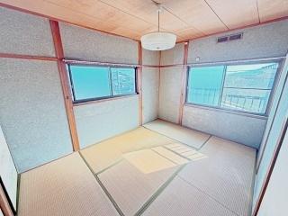 亀山市みどり町の中古一戸建て