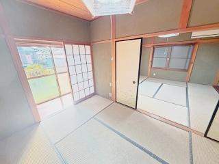 亀山市みどり町の中古一戸建て