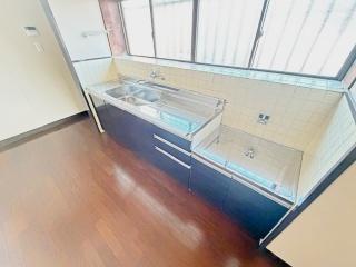 亀山市みどり町の中古一戸建