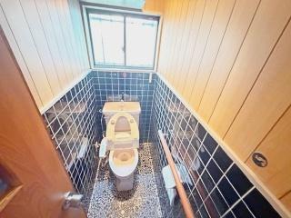 亀山市みどり町の中古一戸建