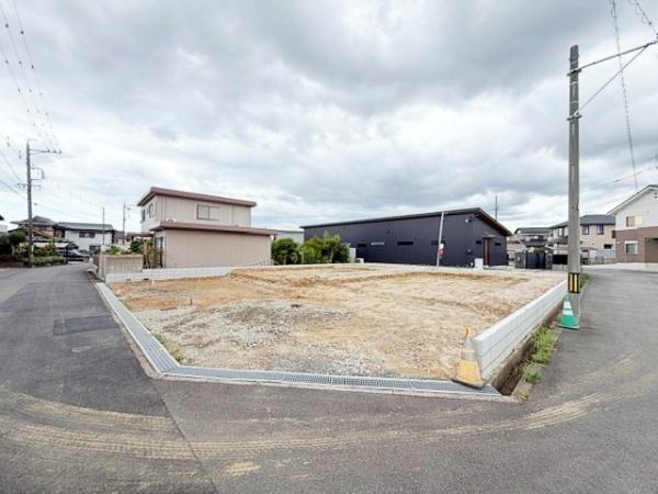 鈴鹿市鈴鹿ハイツ第3　2号棟　新築戸建