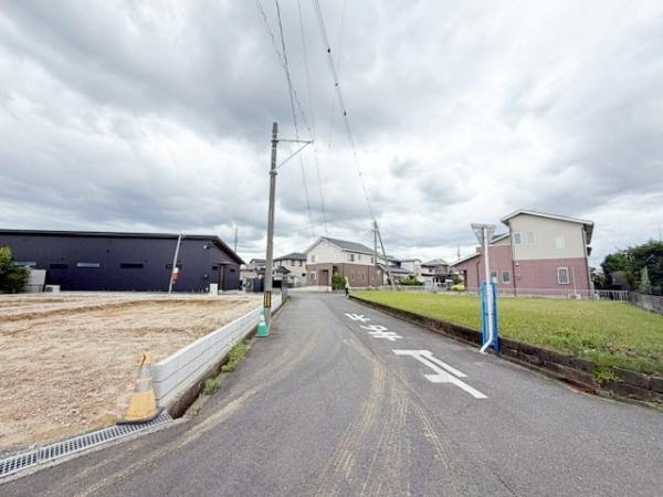 鈴鹿市鈴鹿ハイツ第3　2号棟　新築戸建