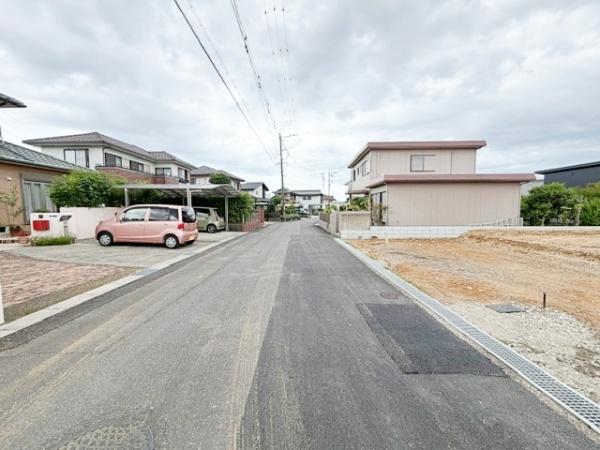 鈴鹿市鈴鹿ハイツ第3　2号棟　新築戸建