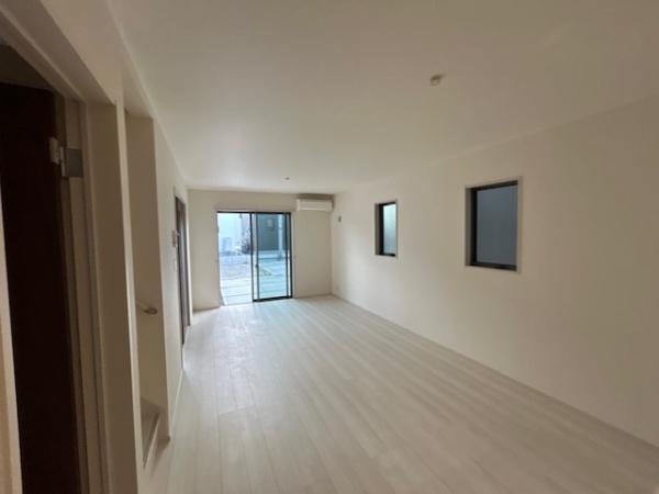 津市河芸町第5　新築戸建　2号棟