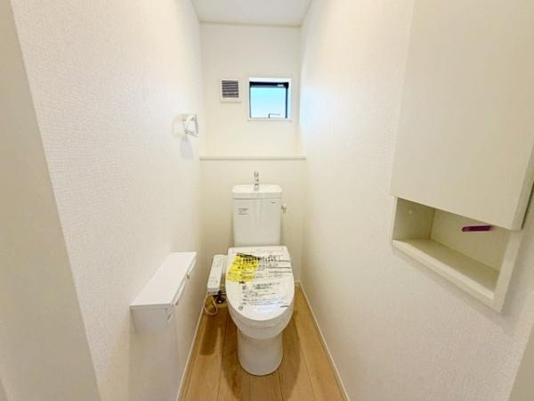 亀山市布気町の新築一戸建