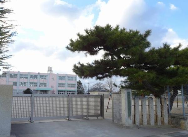 鈴鹿市若松北２丁目の新築一戸建(鈴鹿市立若松小学校)