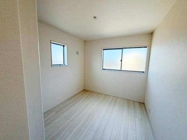 鈴鹿市鈴鹿ハイツ第2　1号棟　新築戸建
