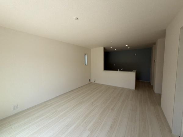 鈴鹿市南玉垣町第12　1号棟新築戸建
