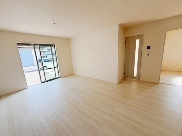 鈴鹿市野町西２丁目の新築一戸建