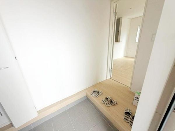 四日市市八王子町第3　新築戸建　2号棟