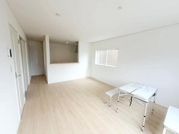 四日市市八王子町第3　新築戸建　2号棟