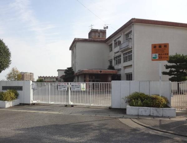 鈴鹿市住吉１丁目の新築一戸建(鈴鹿市立明生小学校)