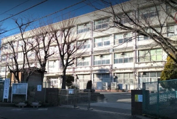 デイパーク横濱綱島(樽町中学校)