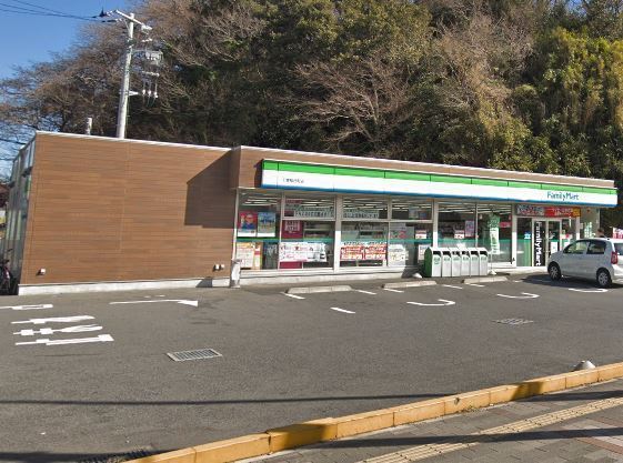 稲毛海岸3丁目団地(ファミリーマート千葉稲丘町店)