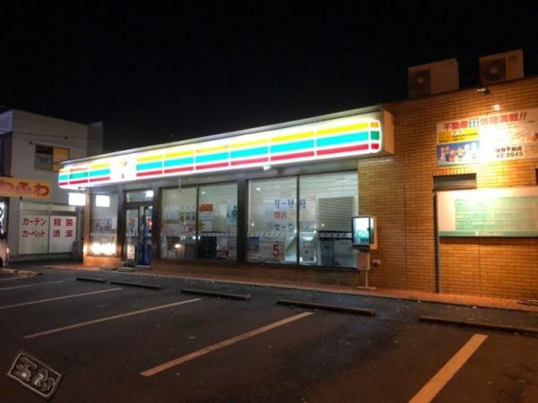 プロムナード桜台四番街8号棟(セブンイレブン白井桜台店)
