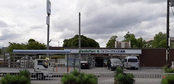 ルネ稲毛海岸グランマークス(ファミリーマート真砂一丁目店)