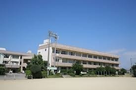 ライオンズガーデン薬園台(船橋市立二宮中学校)