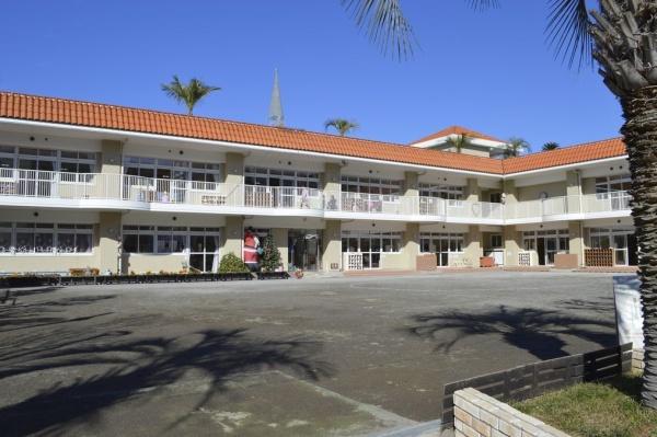 検見川ハイム2号棟(こざくら第二幼稚園)