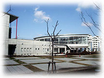 千葉ガーデンタウンB棟(千葉市立幸町第二中学校)