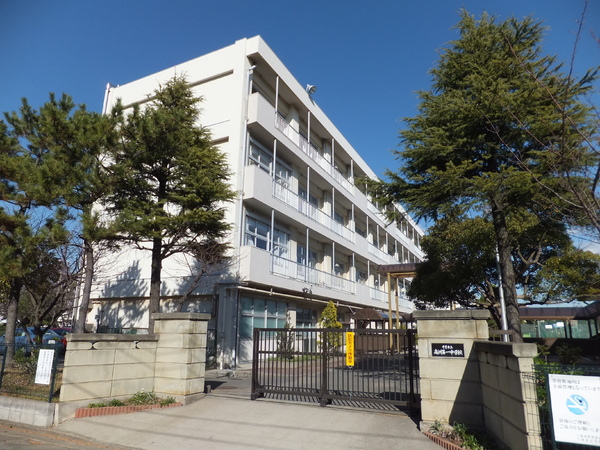 高洲3丁目住宅8号棟(千葉市立高洲第一中学校)