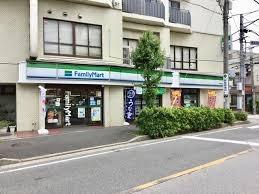 柏ハイム2号棟(ファミリーマート柏東上町店)
