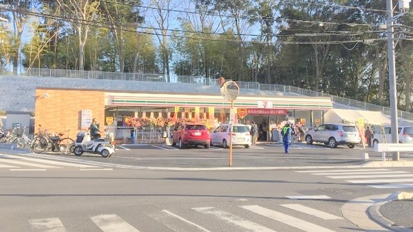 サンクレイドル薬円台弐番館(セブンイレブン船橋田喜野井4丁目店)