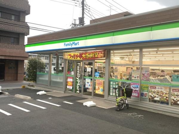 新松戸西パークハウスB棟(ファミリーマート南流山二丁目店)