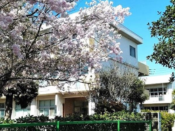 千葉市美浜区磯辺１丁目の新築一戸建(千葉市立磯辺中学校)