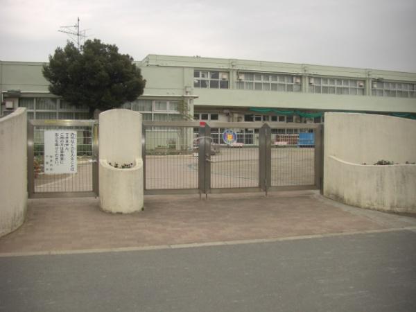 高洲二丁目団地54号棟(千葉市高洲第三保育所)
