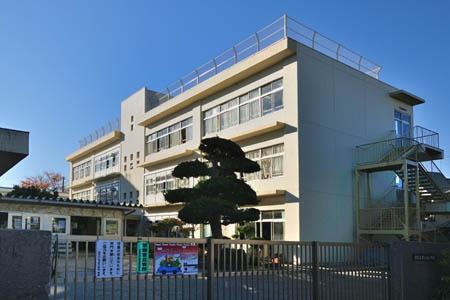 柏市中新宿１丁目の土地(柏市立光ケ丘小学校)