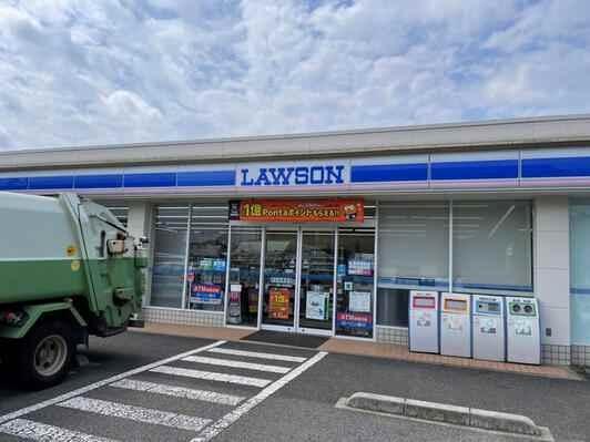 ライフブロード西白井　5号棟(ローソン鎌ケ谷初富店)