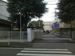 西船橋ファミリーマンション(船橋市立海神中学校)