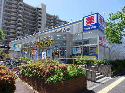 美浜東エステート6号棟(マツモトキヨシ新浦安美浜店)