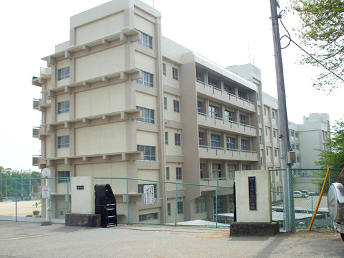 鎌ケ谷市東道野辺１丁目の中古一戸建て(鎌ケ谷市立第四中学校)