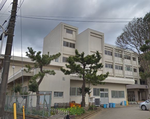 キャッスル稲毛(千葉市立稲丘小学校)
