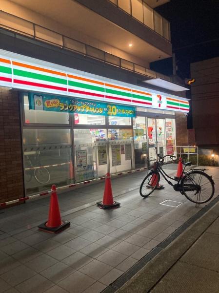 行徳ハイム3号棟(セブンイレブン市川塩焼1丁目店)