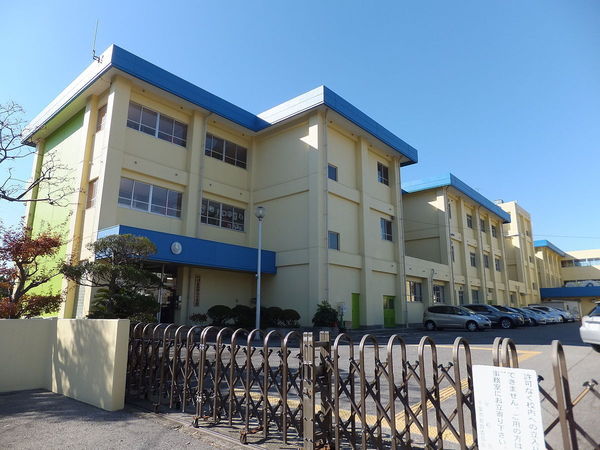 千葉市美浜区磯辺１丁目の土地(千葉市立磯辺第三小学校)