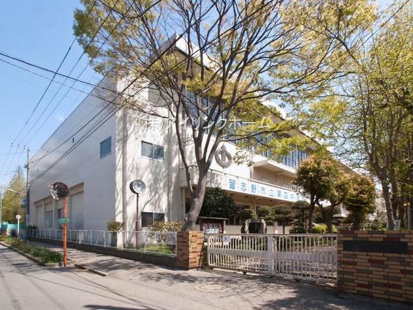 ユトリシア五番街(習志野市立第四中学校)