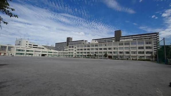 稲毛パイロットホーム7号棟(高洲第二中学校)