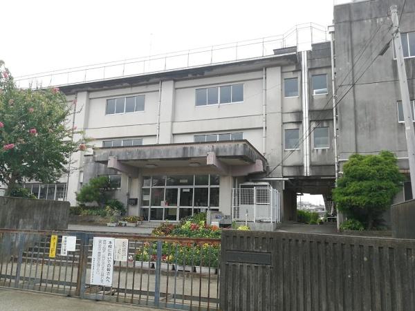 クレスト柏2号棟(柏市立松葉第二小学校)