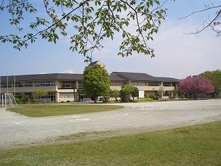 コロネード原山3号棟(印西市立原山小学校)