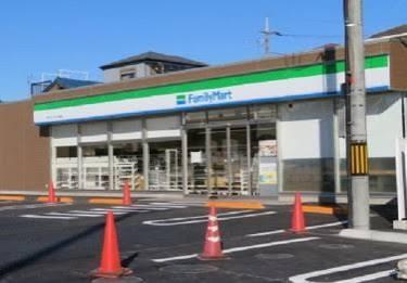 市川市国分１丁目の新築一戸建(ファミリーマート市川北インター東店)