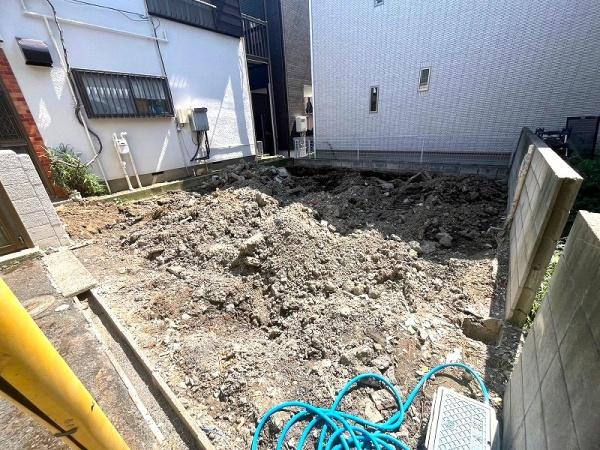 市川市南八幡５丁目の新築一戸建