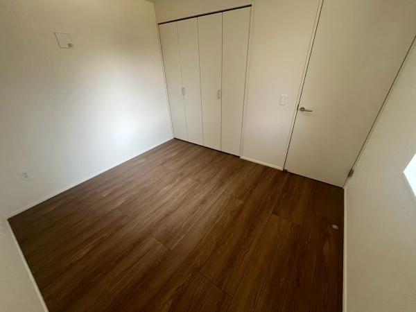 市川市欠真間２丁目の新築一戸建