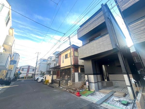 市川市行徳駅前４丁目の新築一戸建