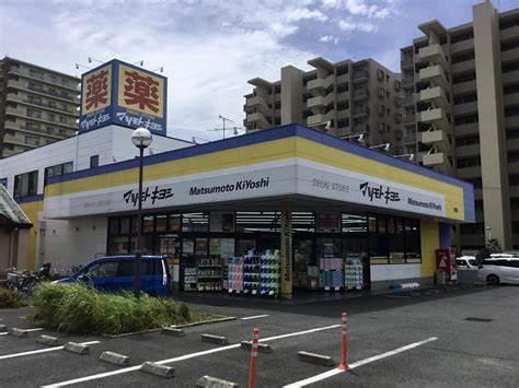 ライフブロード西白井4棟(マツモトキヨシ西白井店)
