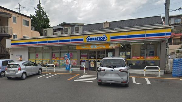 シティコート新松戸2番館(ミニストップ松戸小金清志町店)