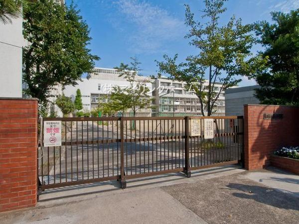 市川市妙典3丁目の新築一戸建(市川市立第七中学校)